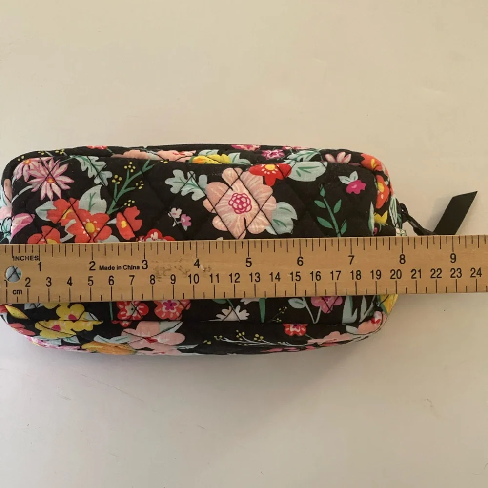 Pair of Vera Bradley Tangerine‎ Twist Cosmetic Toiletry Bags